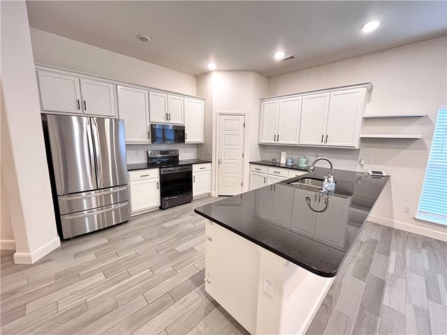 6002 NW Meade Street, Bentonville, AR 72713