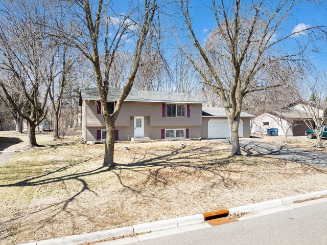 13041 Saratoga Lane N, Champlin, MN 55316