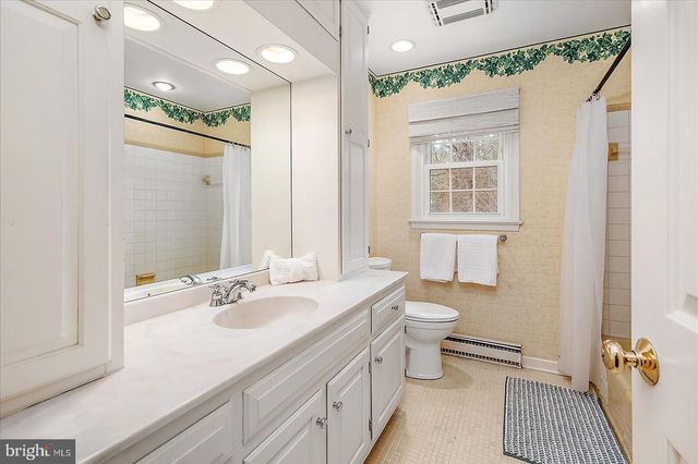 3940 DEVONSHIRE DR, Salisbury, MD 21804