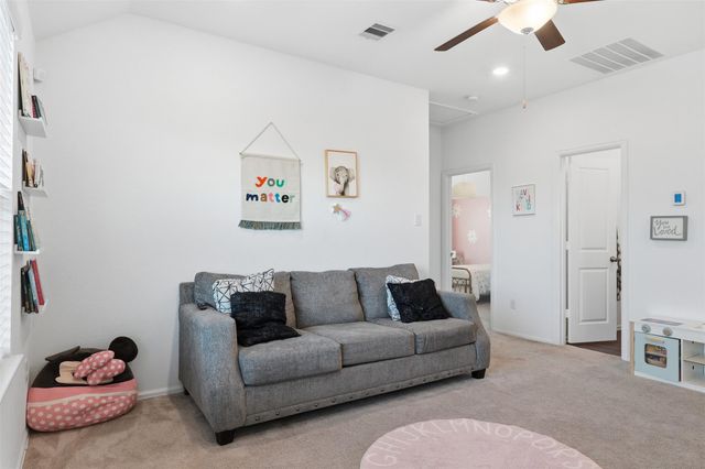 358 Jewett Meadow Dr, Magnolia, TX 77354