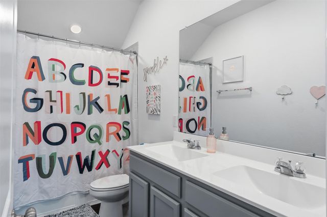 358 Jewett Meadow Dr, Magnolia, TX 77354