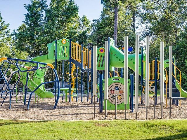 358 Jewett Meadow Dr, Magnolia, TX 77354