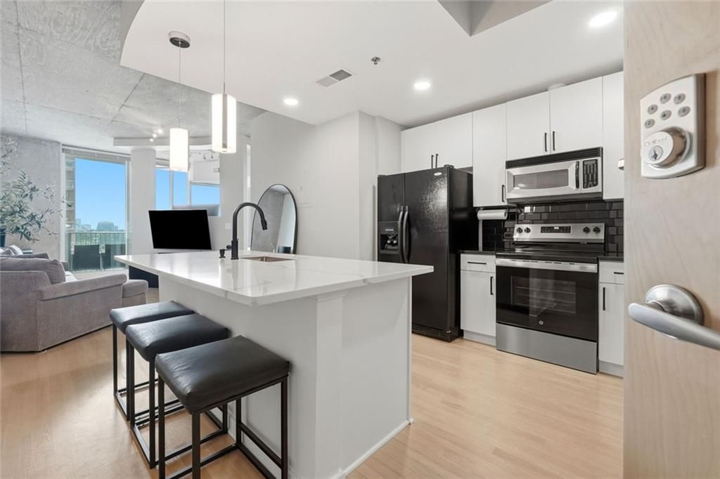 361 17th Street NW 1105, Atlanta, GA 30363