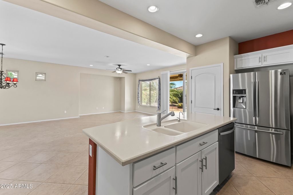 Image 10 of property listing at 12911 W Rincon Drive, Sun City West, AZ 85375