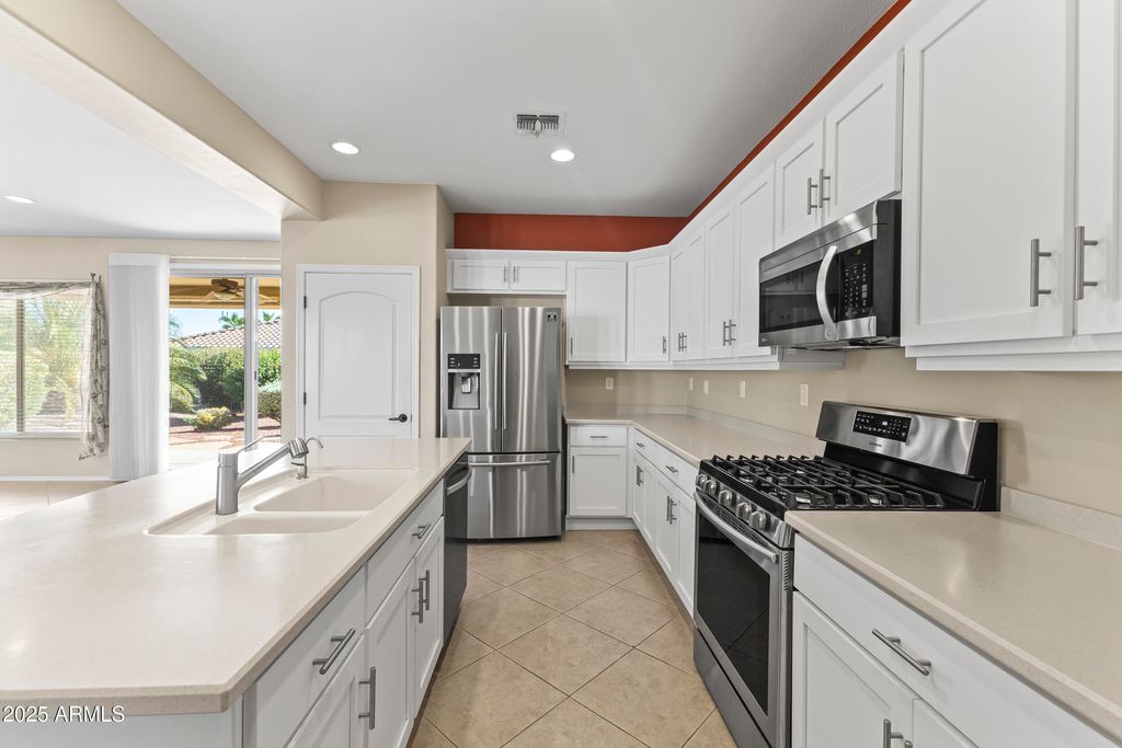 Image 9 of property listing at 12911 W Rincon Drive, Sun City West, AZ 85375