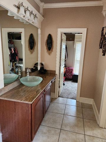 7720 E Worth Avenue, Benton, AR 72019