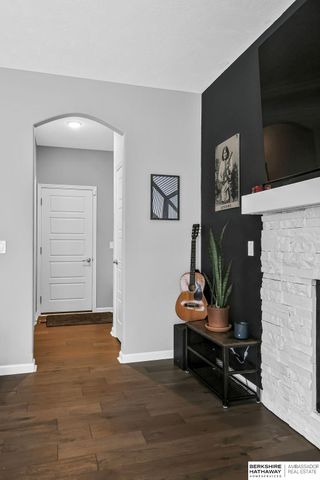 4463 S 193 Street, Omaha, NE 68135