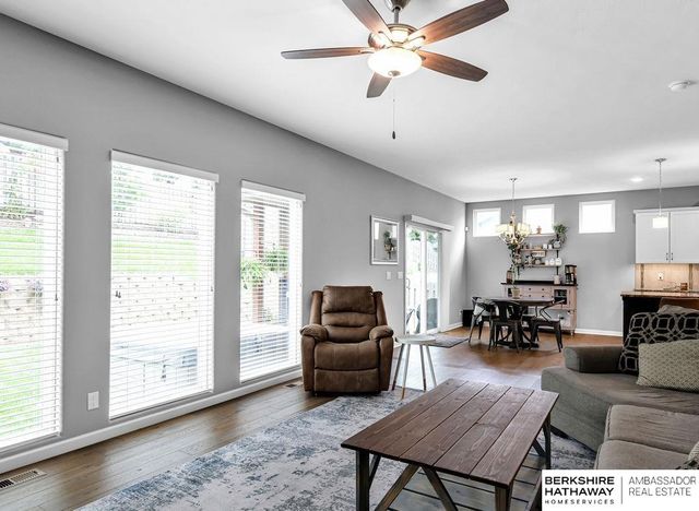 4463 S 193 Street, Omaha, NE 68135