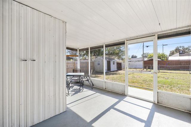 38600 NAOMI AVENUE, Zephyrhills, FL 33542