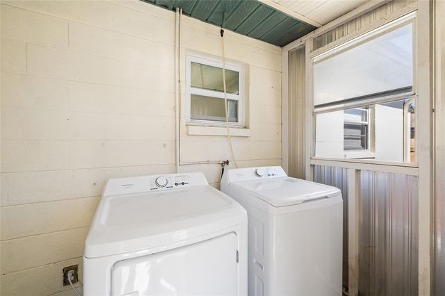 38600 NAOMI AVENUE, Zephyrhills, FL 33542