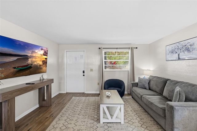 38600 NAOMI AVENUE, Zephyrhills, FL 33542