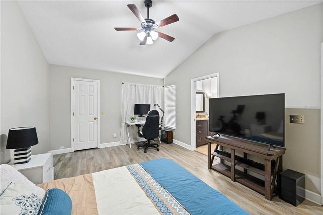 1423 FARRINDON CIRCLE, Lake Mary, FL 32746