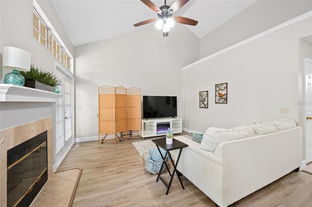 1423 FARRINDON CIRCLE, Lake Mary, FL 32746