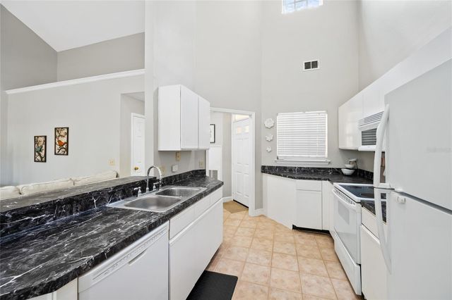1423 FARRINDON CIRCLE, Lake Mary, FL 32746