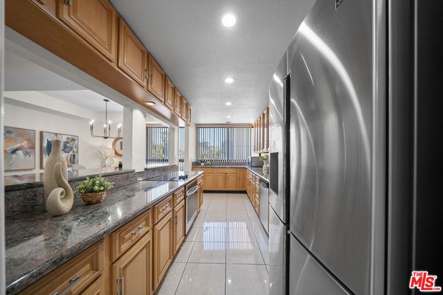 4477 Wilshire Boulevard 103, Los Angeles, CA 90010