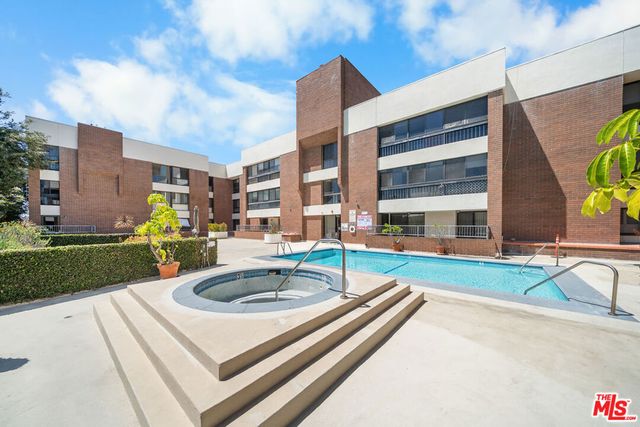 4477 Wilshire Boulevard 103, Los Angeles, CA 90010