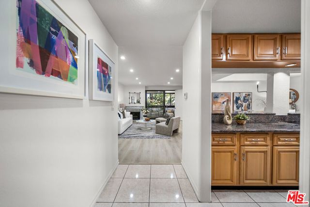 4477 Wilshire Boulevard 103, Los Angeles, CA 90010