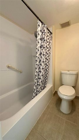 16210 Laurel Drive 203, Weston, FL 33326