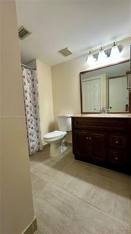 16210 Laurel Drive 203, Weston, FL 33326