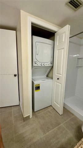 16210 Laurel Drive 203, Weston, FL 33326