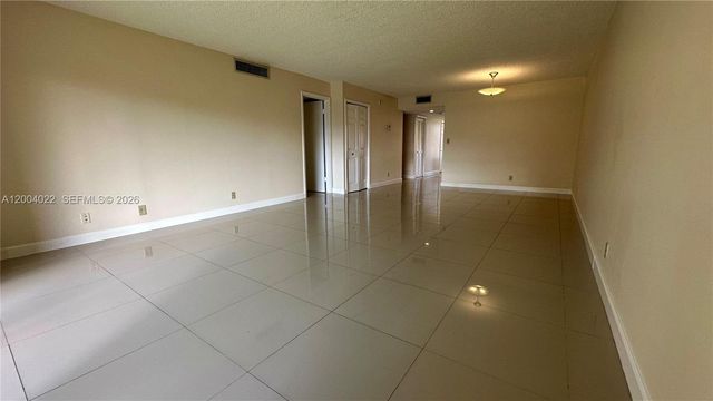 16210 Laurel Drive 203, Weston, FL 33326