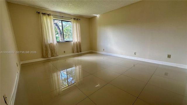 16210 Laurel Drive 203, Weston, FL 33326