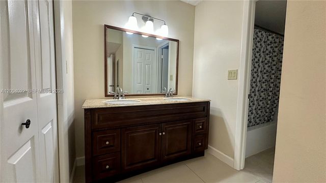 16210 Laurel Drive 203, Weston, FL 33326
