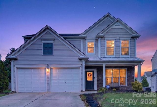 11251 Cypress View Drive, Charlotte, NC 28262