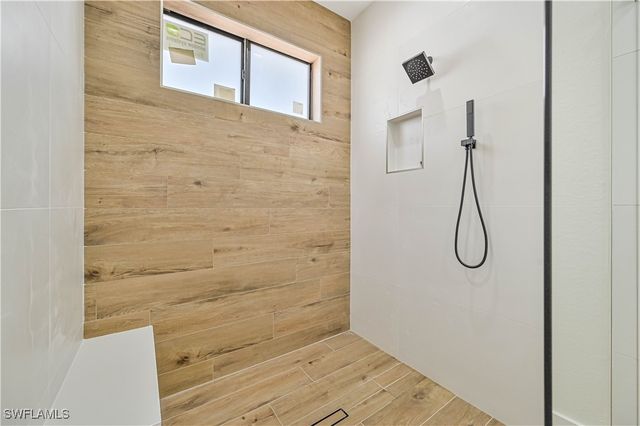 143 Nelson RD N, Cape Coral, FL 33993