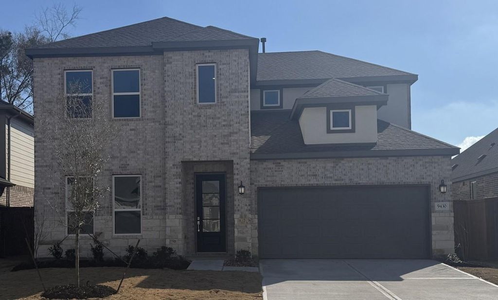 9430 Pacific Crest Court, Porter Heights, TX 77365