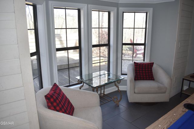 298 Lane Hollow Road, Sevierville, TN 37876