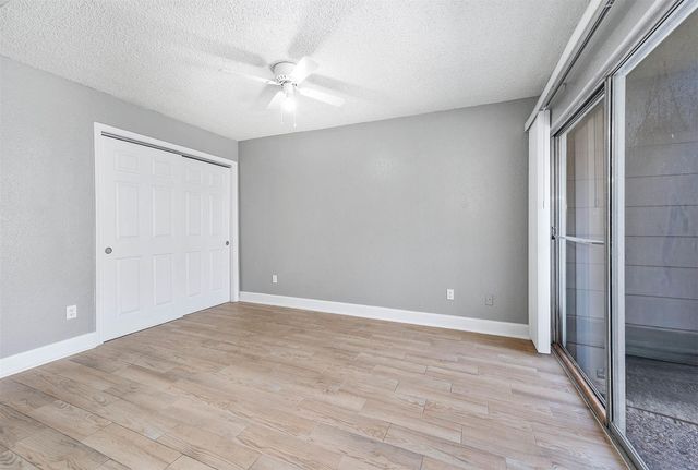 12213 Sandpiper Drive 122, Houston, TX 77035