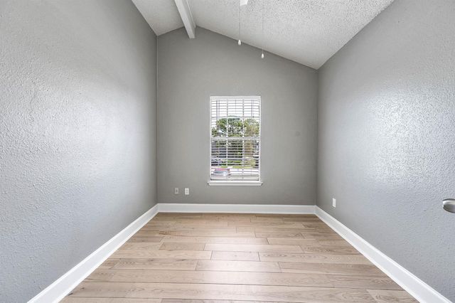 12213 Sandpiper Drive 122, Houston, TX 77035