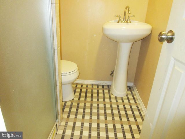 4050 NEILSON ST, Philadelphia, PA 19124