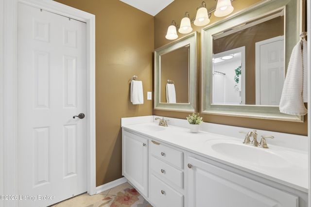 11414 Whitney Hill Rd, Louisville, KY 40299