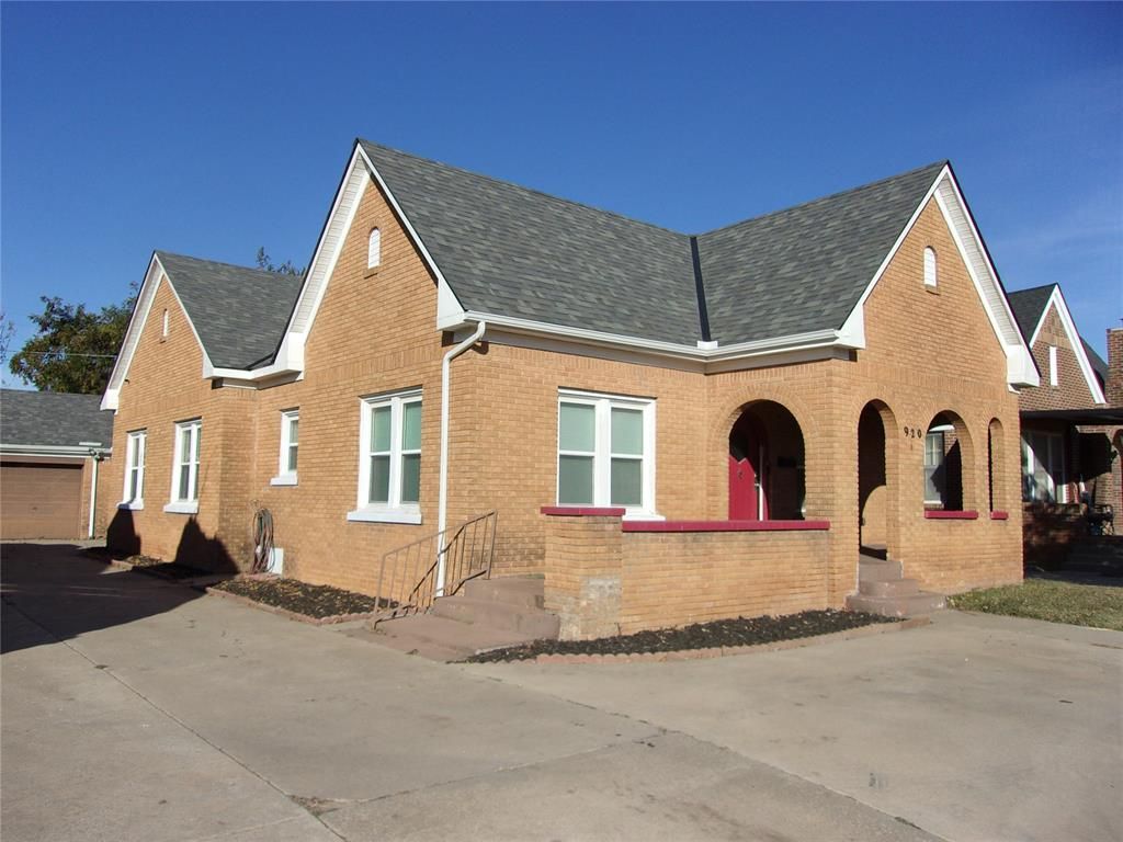 920 N Kickapoo Avenue, Shawnee, OK 74801