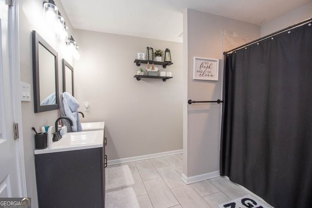 64 Hall Drive, Newnan, GA 30263