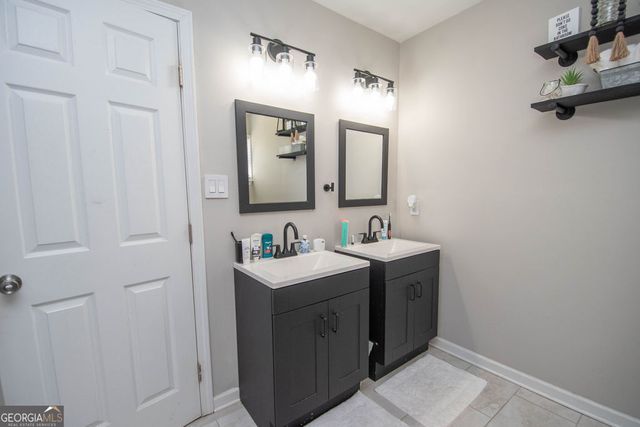 64 Hall Drive, Newnan, GA 30263