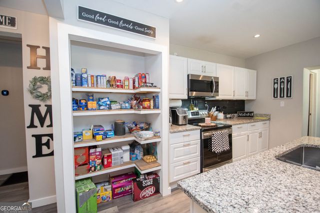 64 Hall Drive, Newnan, GA 30263