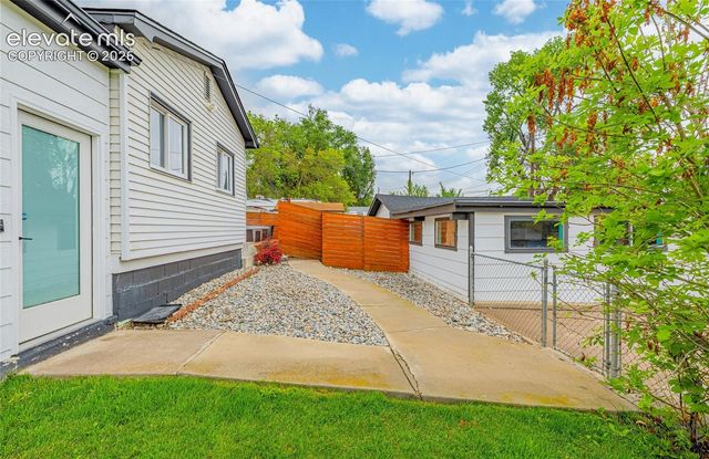 820 W Jackson Street, Colorado Springs, CO 80907