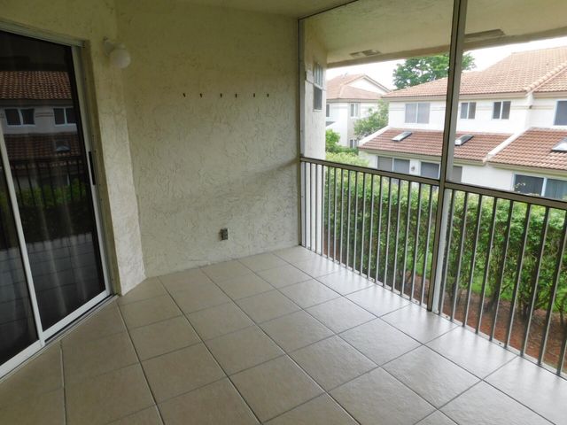 6630 Via Regina, Boca Raton, FL 33433
