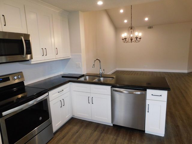 6630 Via Regina, Boca Raton, FL 33433