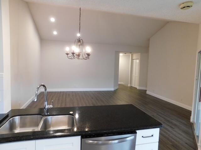 6630 Via Regina, Boca Raton, FL 33433