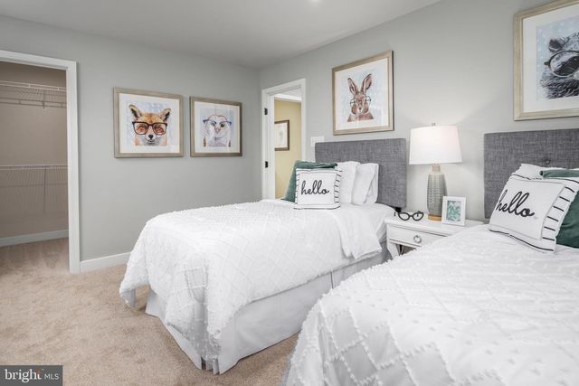 6052 LANCING DR, Sykesville, MD 21784