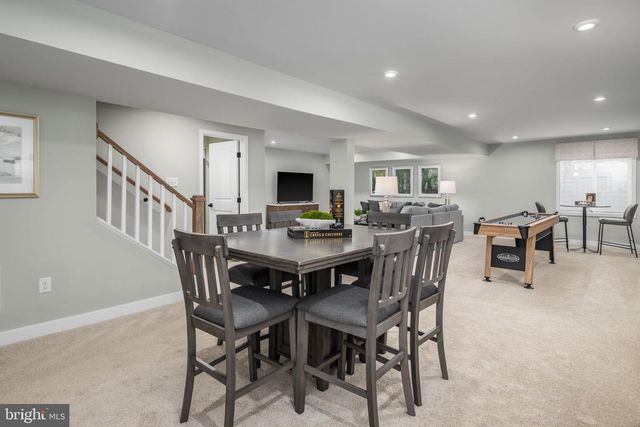 6052 LANCING DR, Sykesville, MD 21784