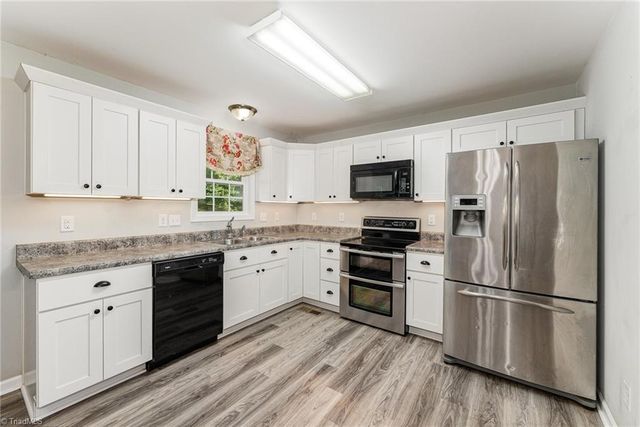 3774 Hoover Hill Road, Trinity, NC 27370