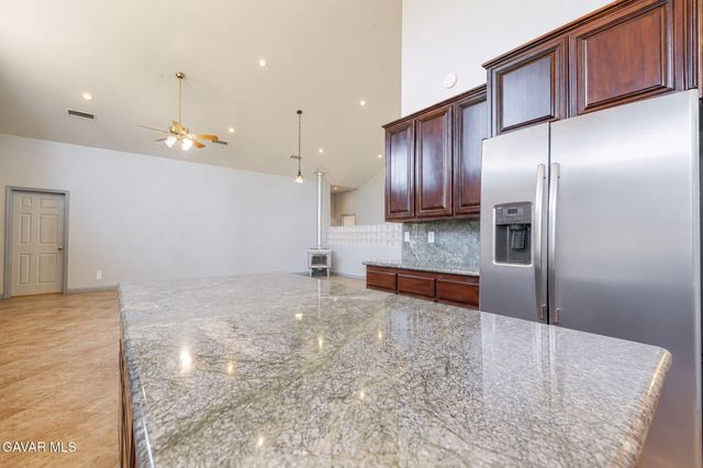 33000 106th Street, Juniper Hills, CA 93543