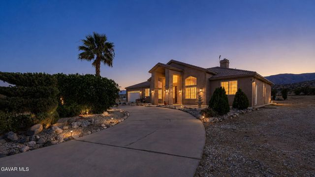33000 106th Street, Juniper Hills, CA 93543