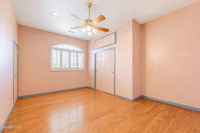 33000 106th Street, Juniper Hills, CA 93543