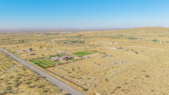 33000 106th Street, Juniper Hills, CA 93543